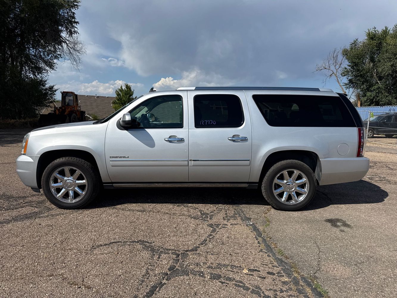 gmc yukon xl 2014 1GKS2MEF8ER134298 image gmc yukon xl 2014 1GKS2MEF8ER134298 image
